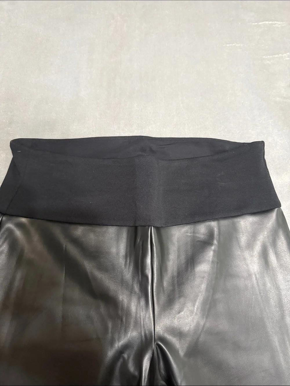 Faux Leather High-Waist Leggings in Black item 72517